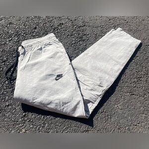 Nike Sportswear Tech Essentials Athletic Grey Ish Beige Pants Nylon Womens Small